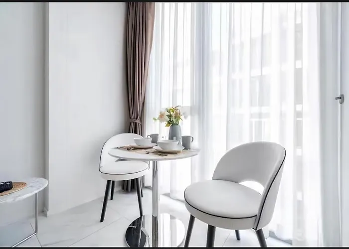 Hyde Sukhumvit 11 Bankok